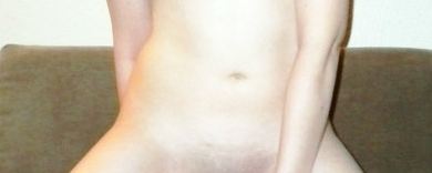 Chloe slaps her pussy