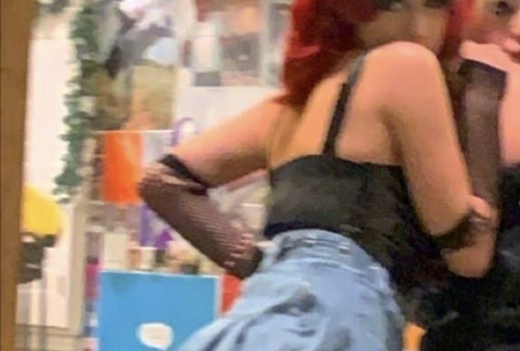 XposeAndRuinMe gets tributed